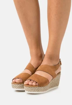 Geox LIPARI - Sandales à Plateforme - Cognac