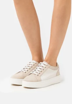 Geox D SKYELY - Baskets Basses - Cream/light Taupe