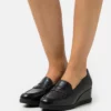 Geox ANYLLA WEDGE - Escarpins Compensés - Black