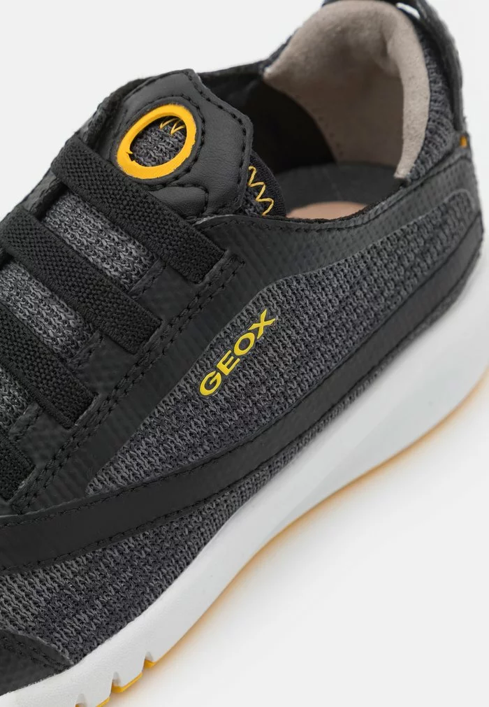 Geox AERANTER BOY - Baskets Basses - Black/yellow – Image 6